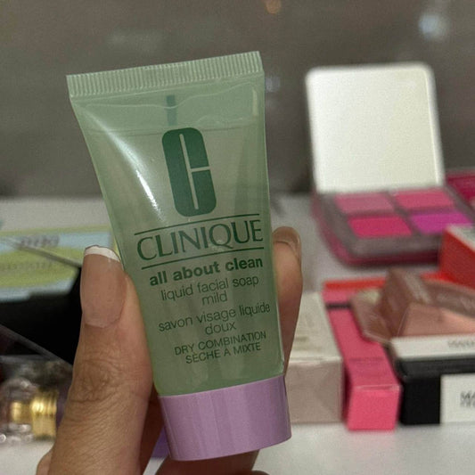 Clinic face wash